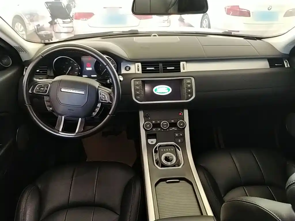 Land Rover Range Rover Evoque 2018 240PS PURE Trend фото 10