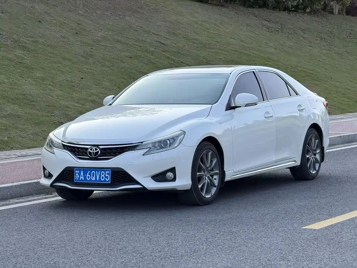 Toyota Reiz 2013 2.5V Premium Edition
