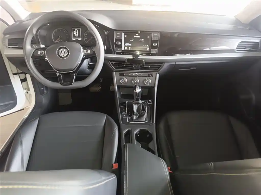Volkswagen Lavida 2019 1.5L Automatic Comfort Edition China VI фото 10