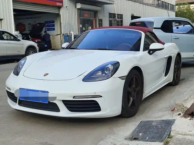 Porsche 718 Boxster 2.0T