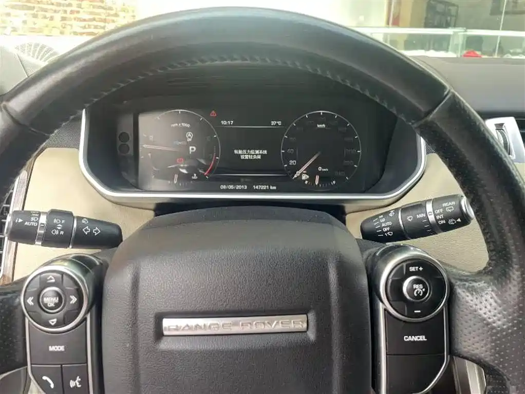 Land Rover Range Rover Sport 2015 3.0 SC V6 HSE фото 6