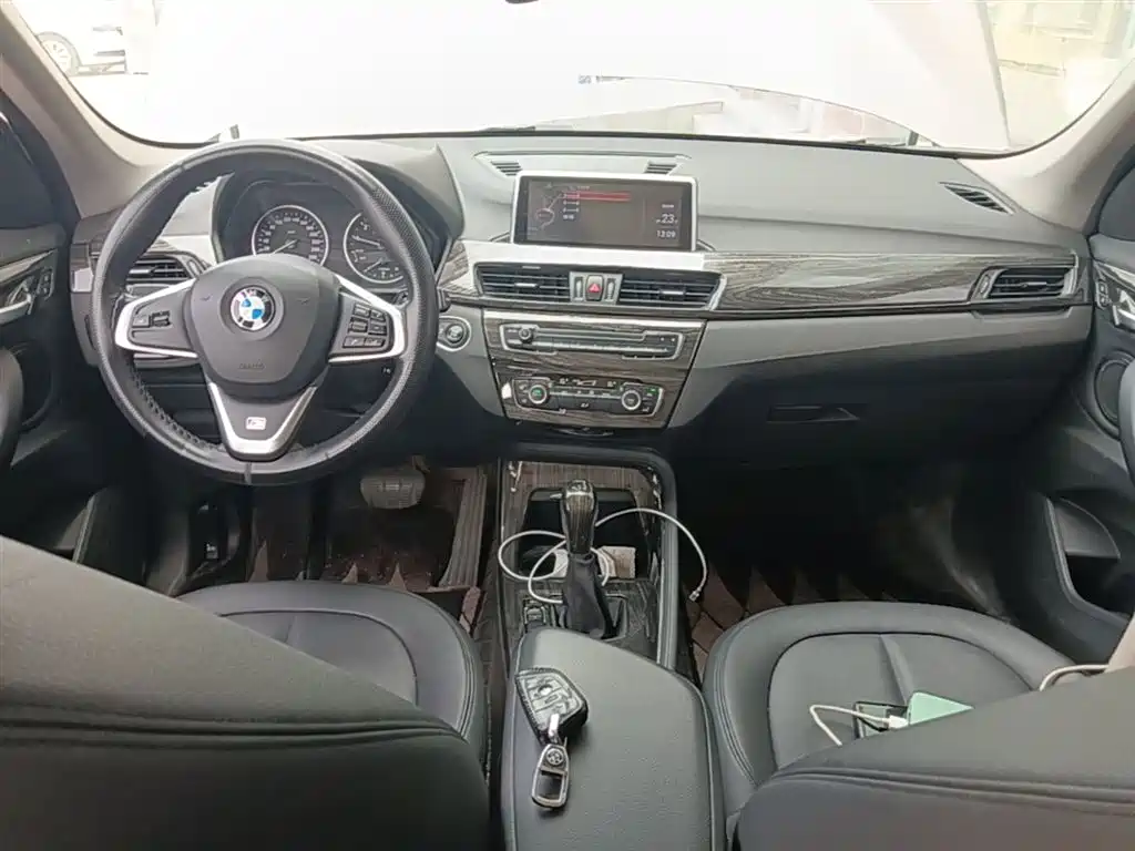 BMW X1 2016 sDrive18Li Fashion Model фото 10