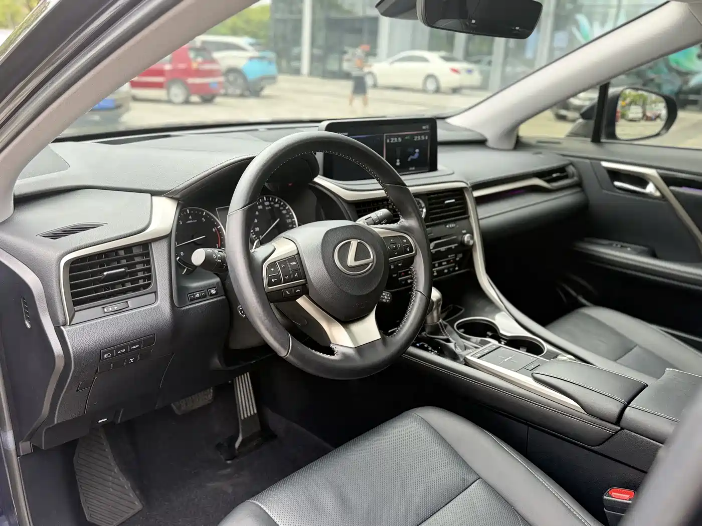 Lexus RX 2020 Facelift 300 AWD Elegance Edition фото 14