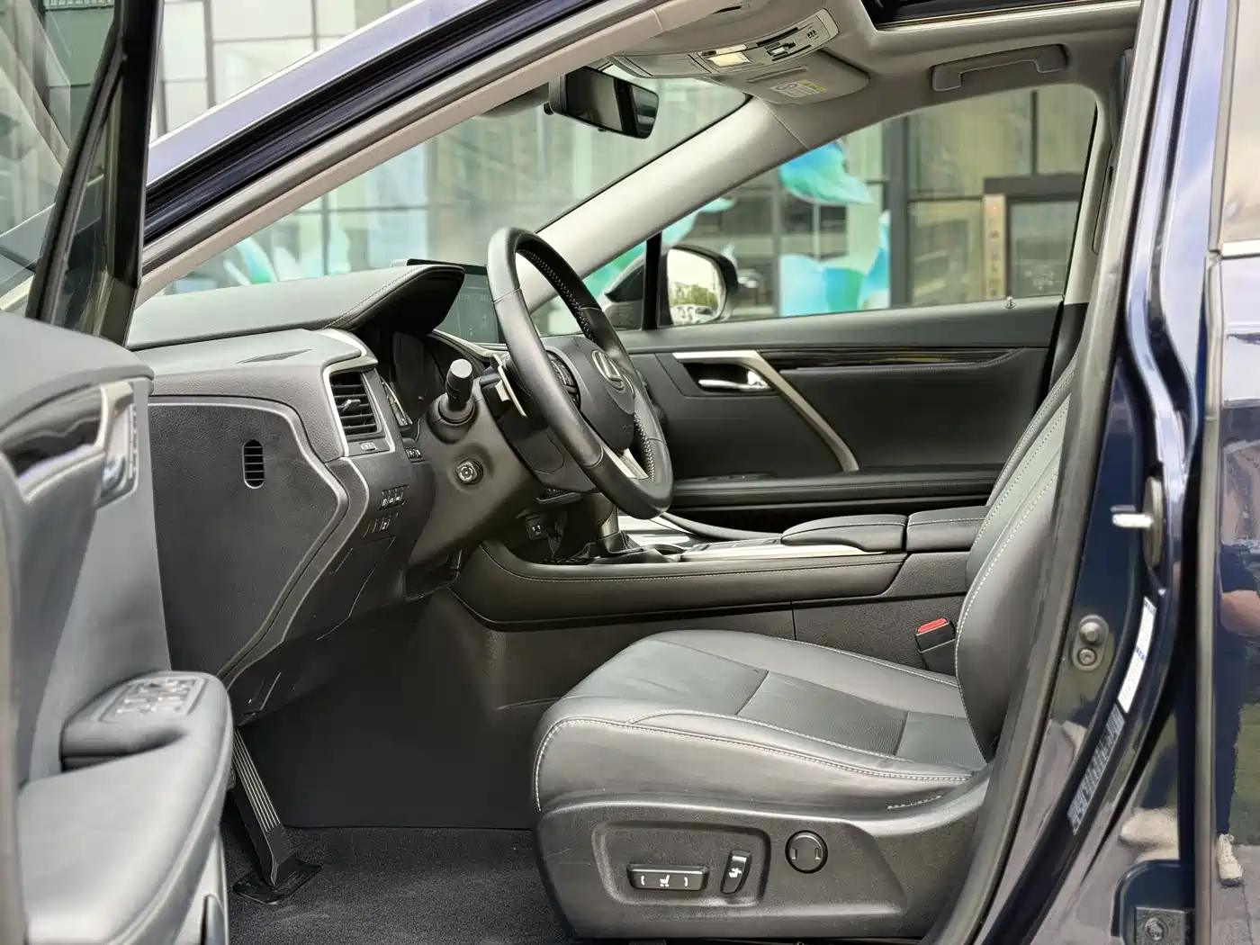 Lexus RX 2020 Facelift 300 AWD Elegance Edition фото 5