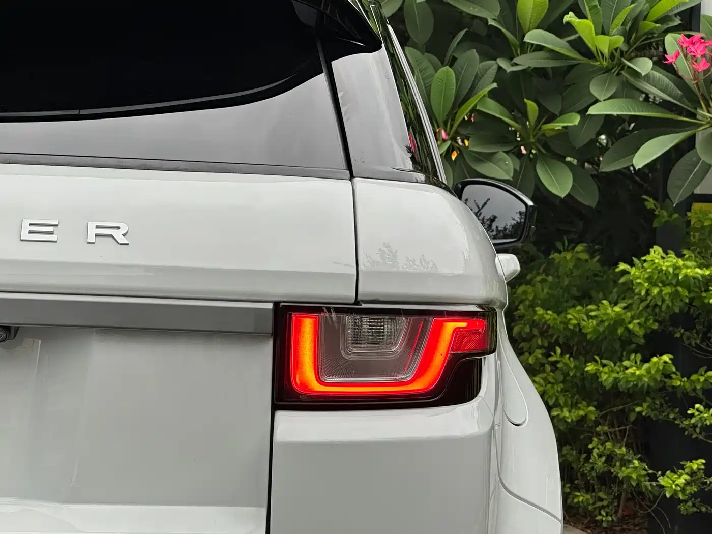 Фото 22 - Land Rover Range Rover Evoque