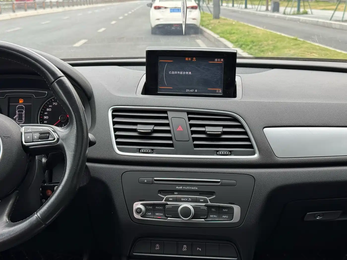 Audi Q3 2016 30 TFSI Fashion фото 6