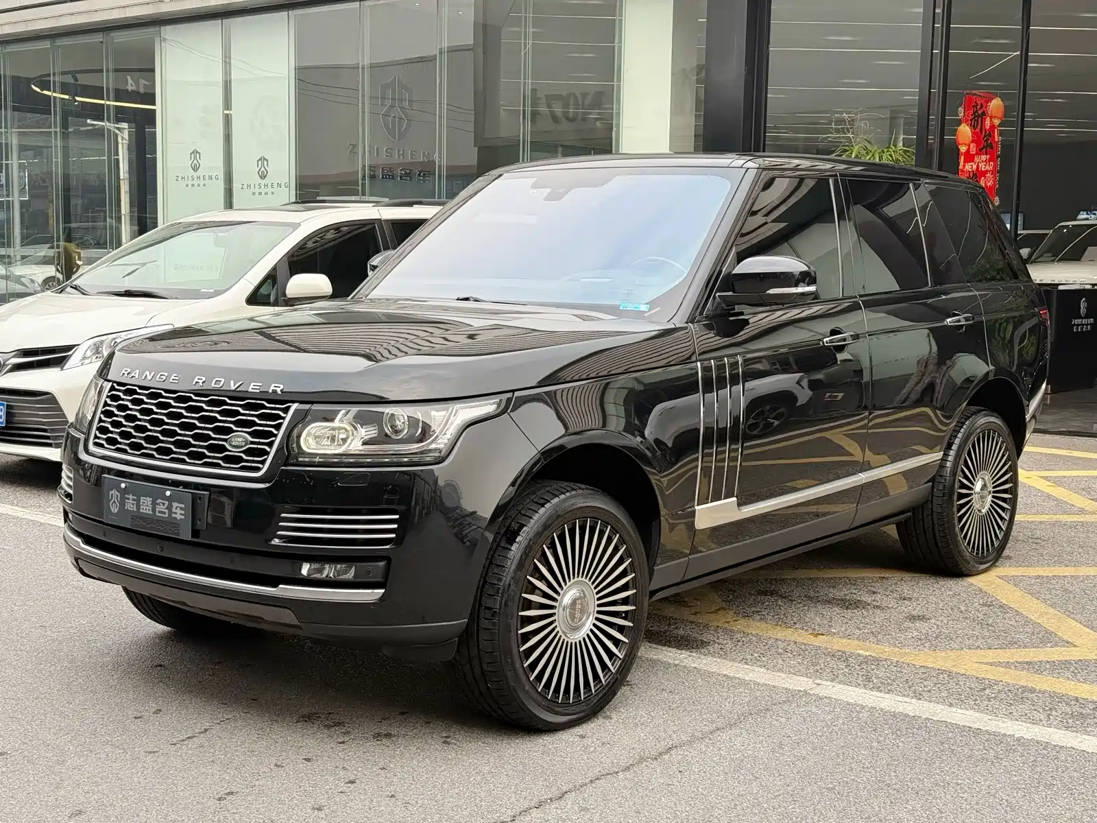 صورة 1 - Land Rover Range Rover