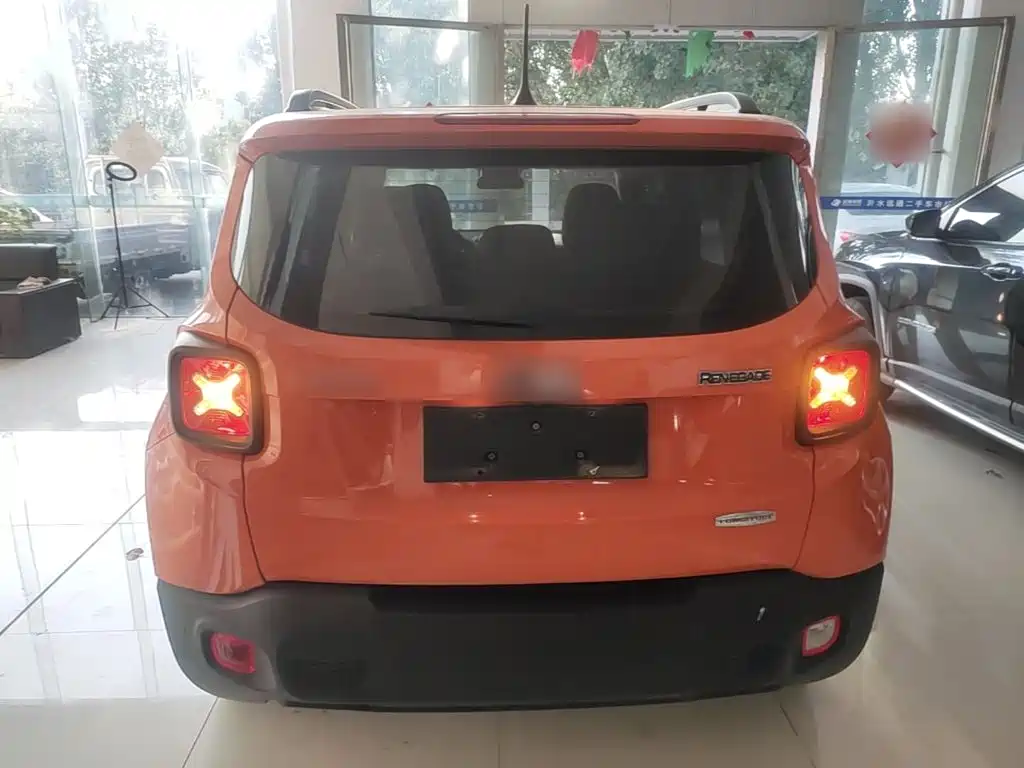 Jeep Renegade 2019 2018 Connected Large Screen Edition 180T Automatic Power
