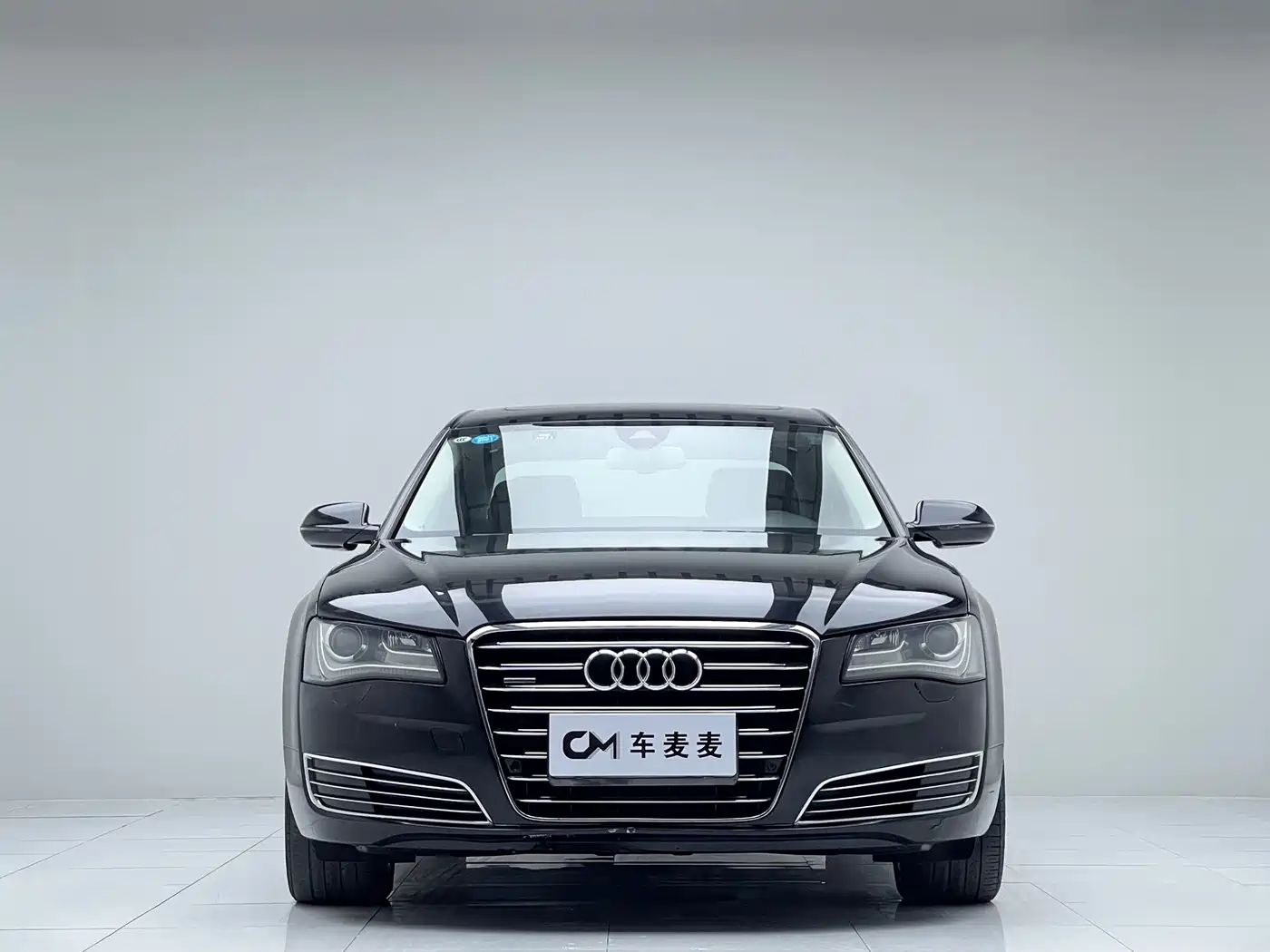 Photo 2 - Audi A8