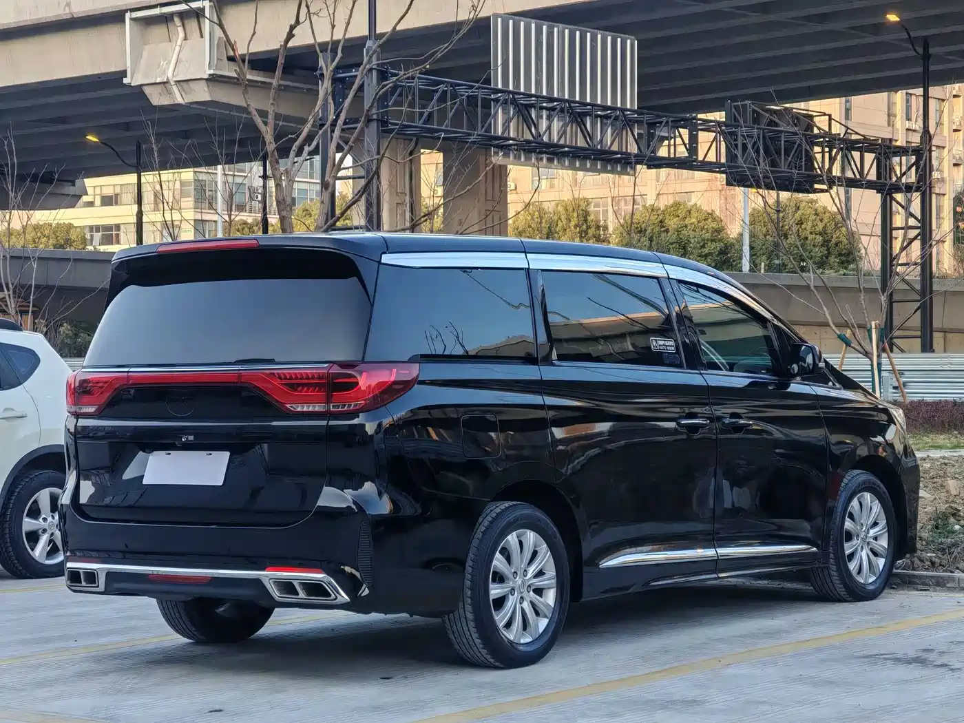 GAC Trumpchi Trumpchi M8 2020 Pilot 390T Premium Edition фото 14