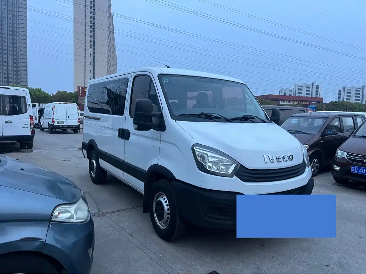 IVECO OUSHENG