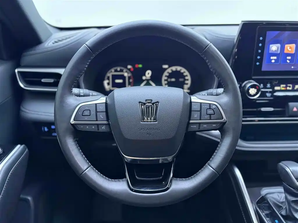 Toyota Crown Kluger 2022 2.0T 4WD Dynamic Edition фото 13