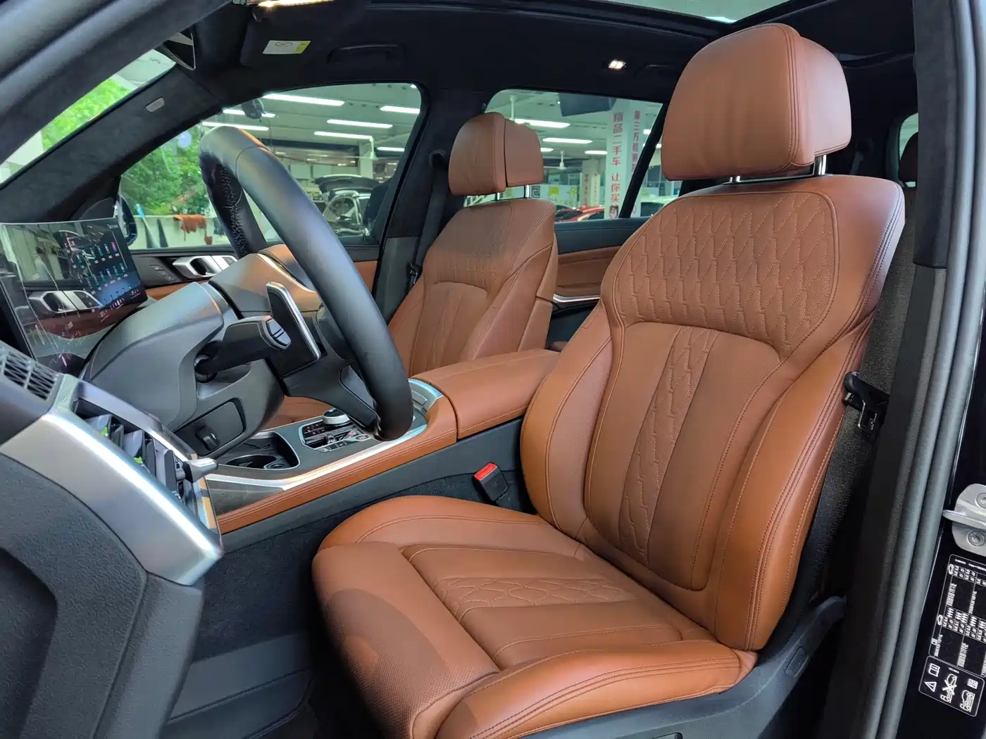 BMW X7 2023 xDrive40i Exclusive M Sport Package фото 15