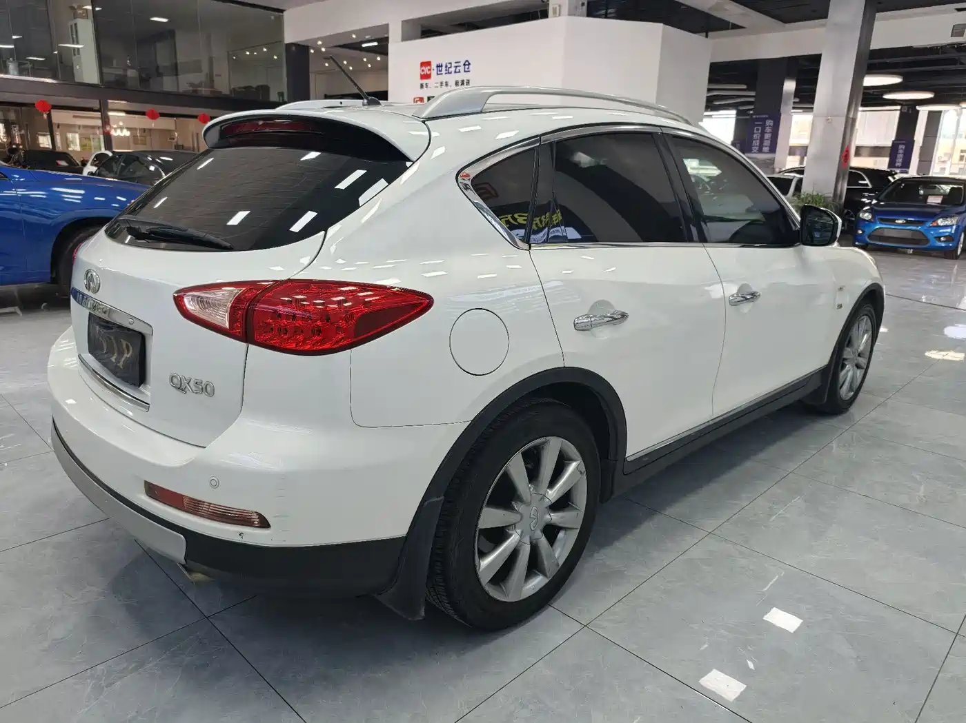 Infiniti QX50 (Import) 2015 2013 2.5L 2WD Prestige