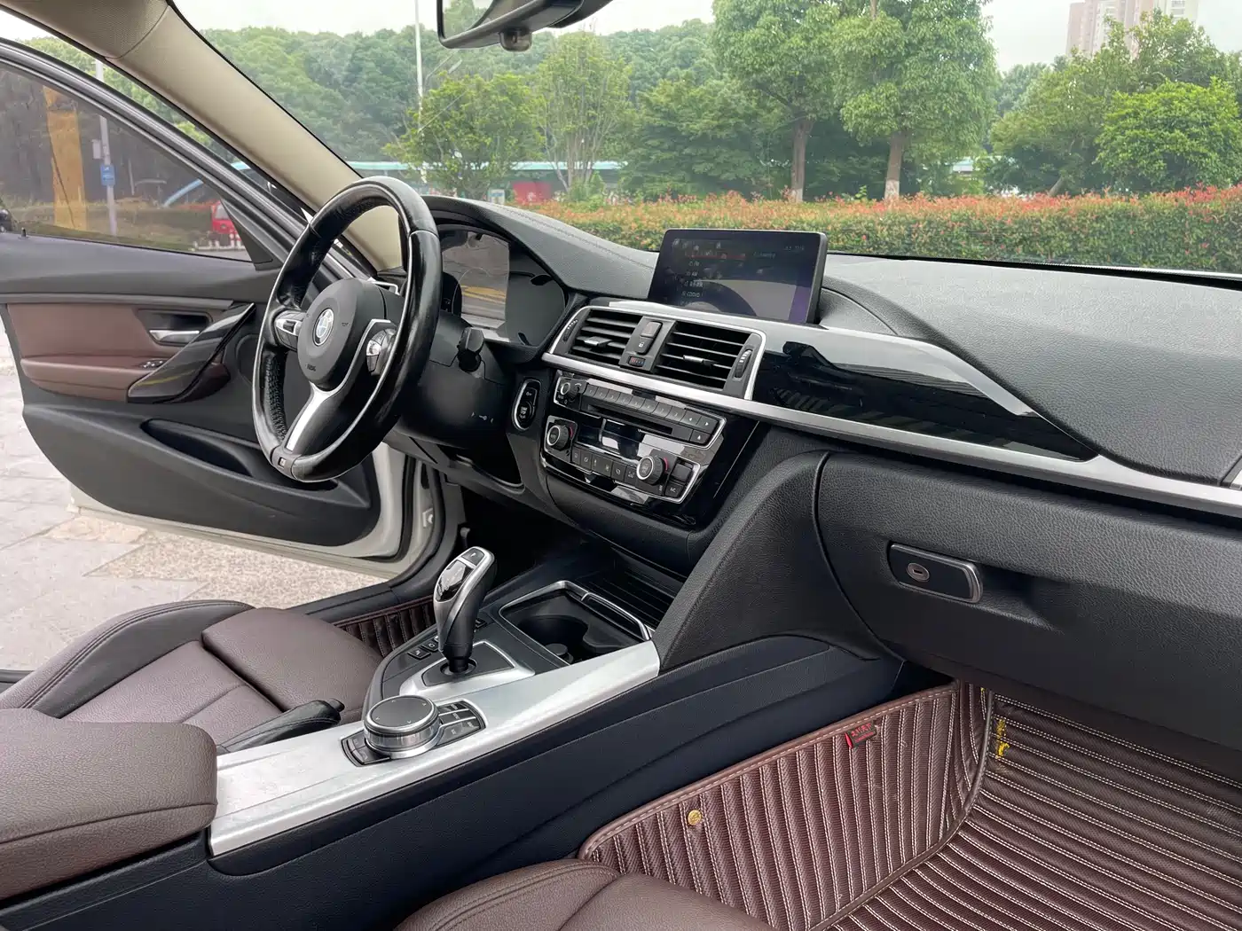BMW 3 Series 2019 320Li M Luxury Package фото 5