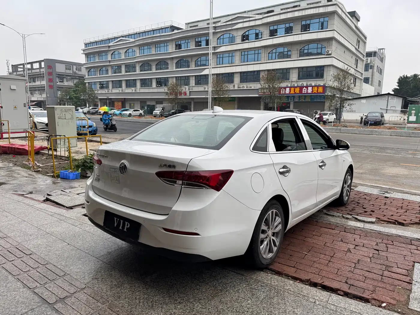 Buick Excelle 2019 18T Auto Connected Elite China VI фото 15