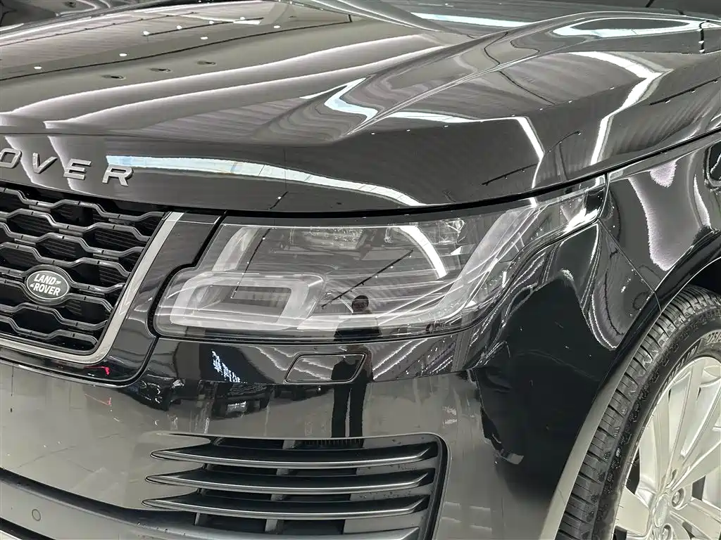 Land Rover Range Rover 2019 3.0 SC V6 Golden Age Edition фото 4