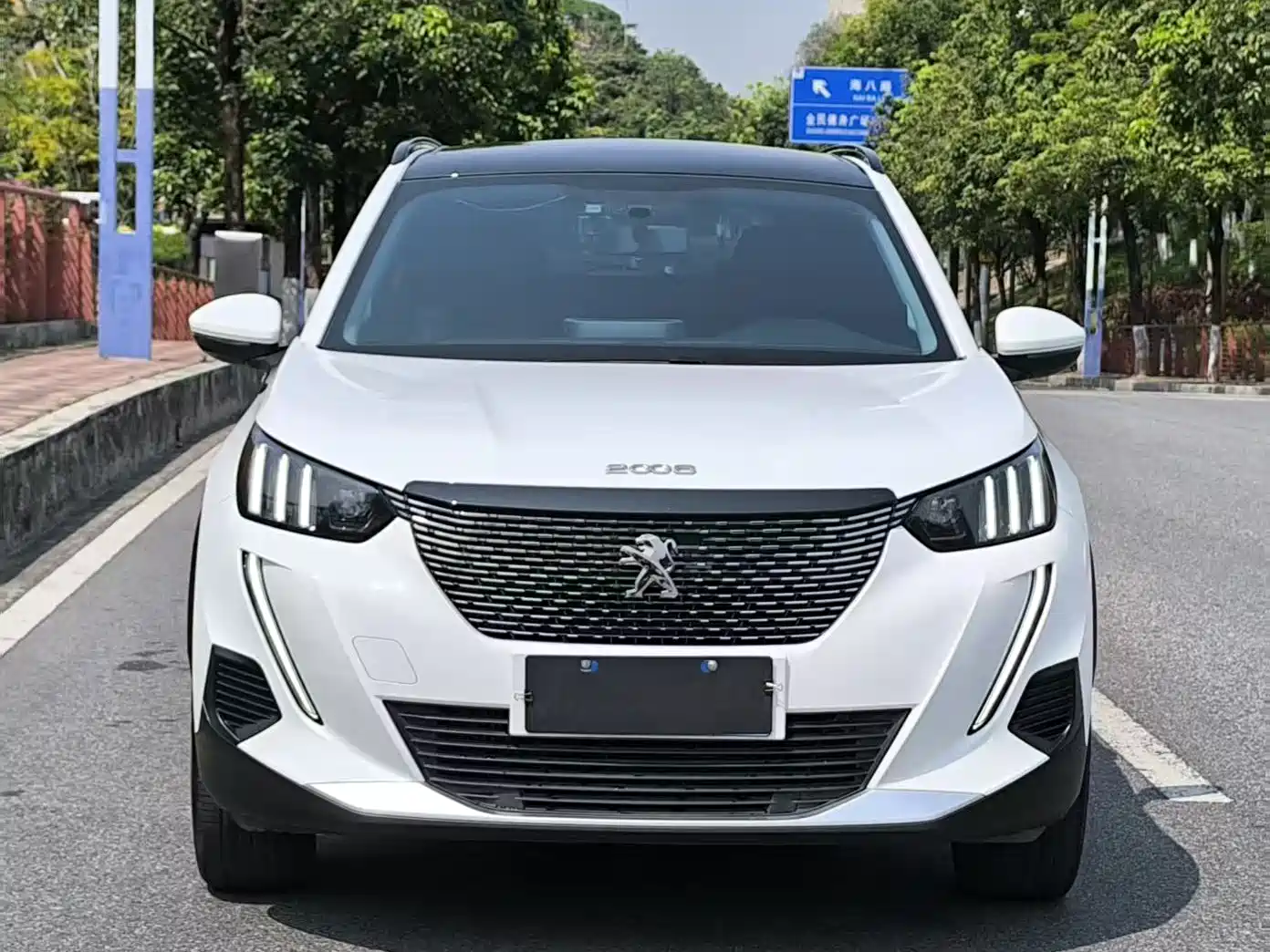 Peugeot 2008 2022 230THP THE ONE фото 3
