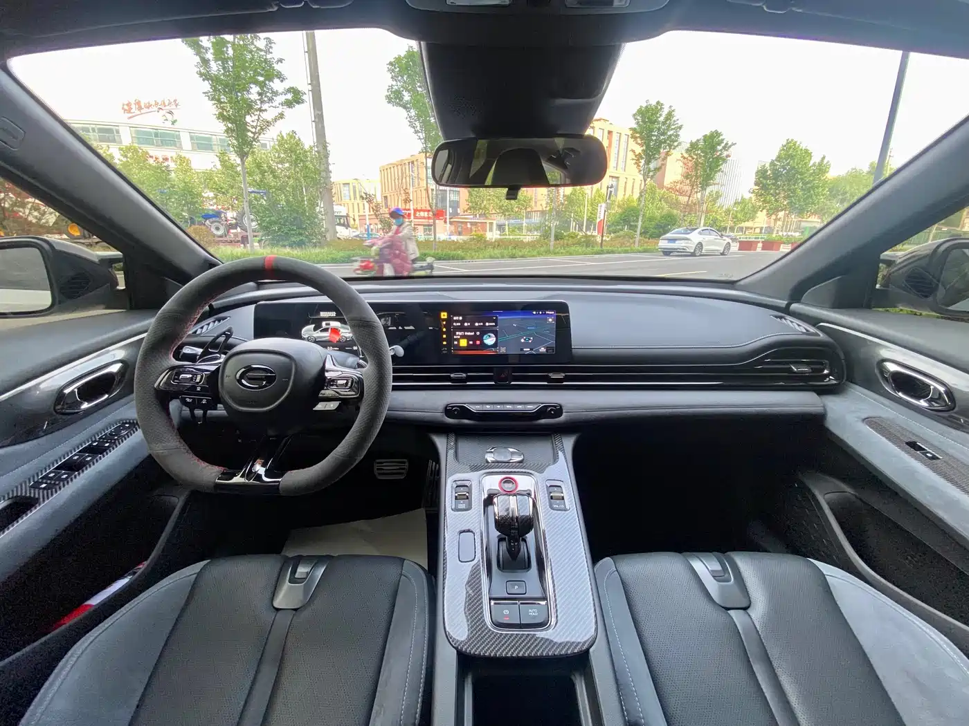 GAC Trumpchi Trumpchi Emkoo 2024 Model 400T Auto Shadow Leopard R MAX Edition фото 5