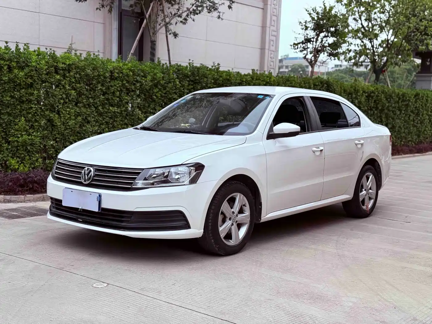 Volkswagen Lavida 2017 1.6L Manual Trend Edition