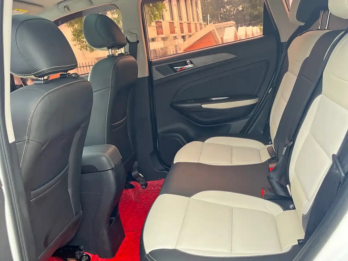Changan CS35 2017 2017 1.6L Manual Luxury