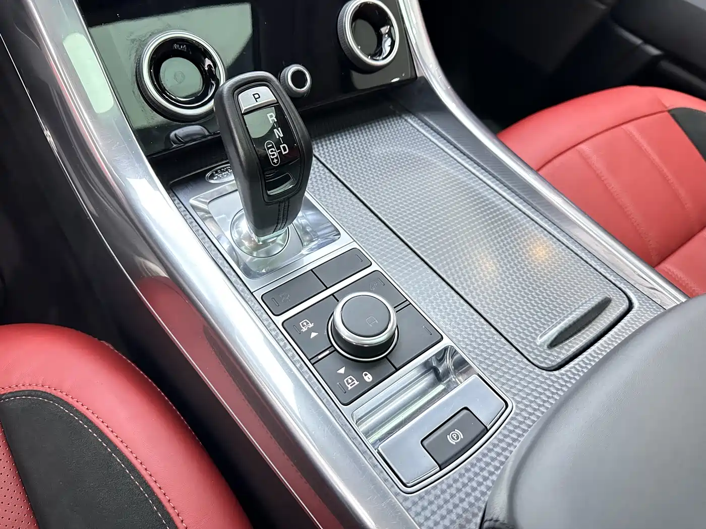 Land Rover Range Rover Sport 2020 3.0 L6 SE фото 7