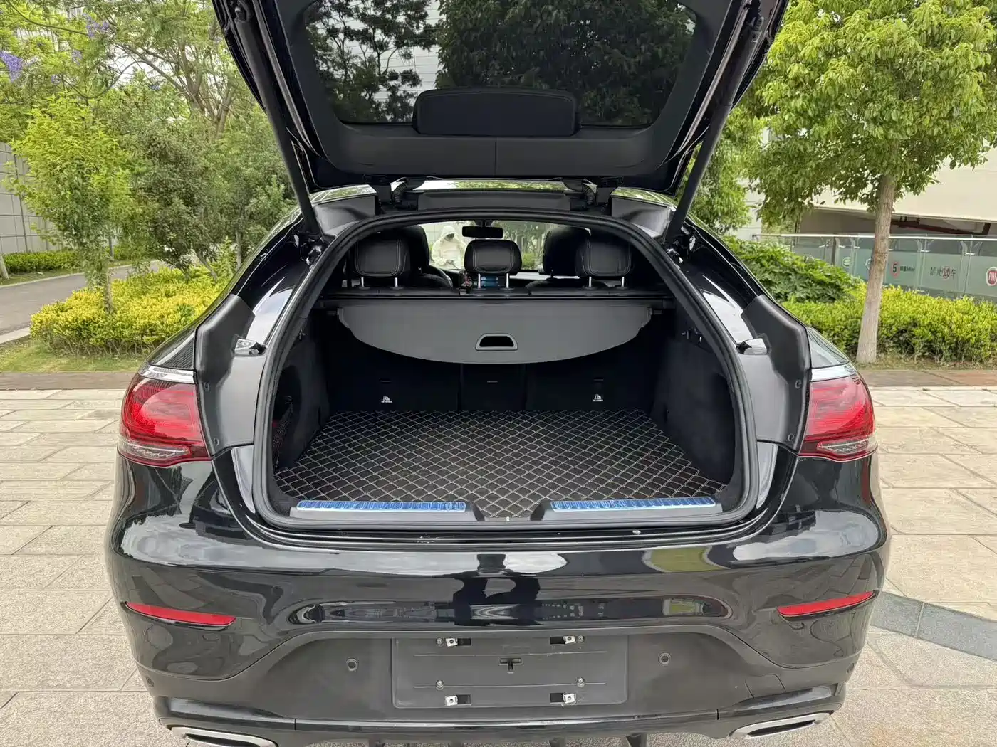 Mercedes-Benz GLC Coupe 2020 GLC 260 4MATIC Coupe SUV фото 26