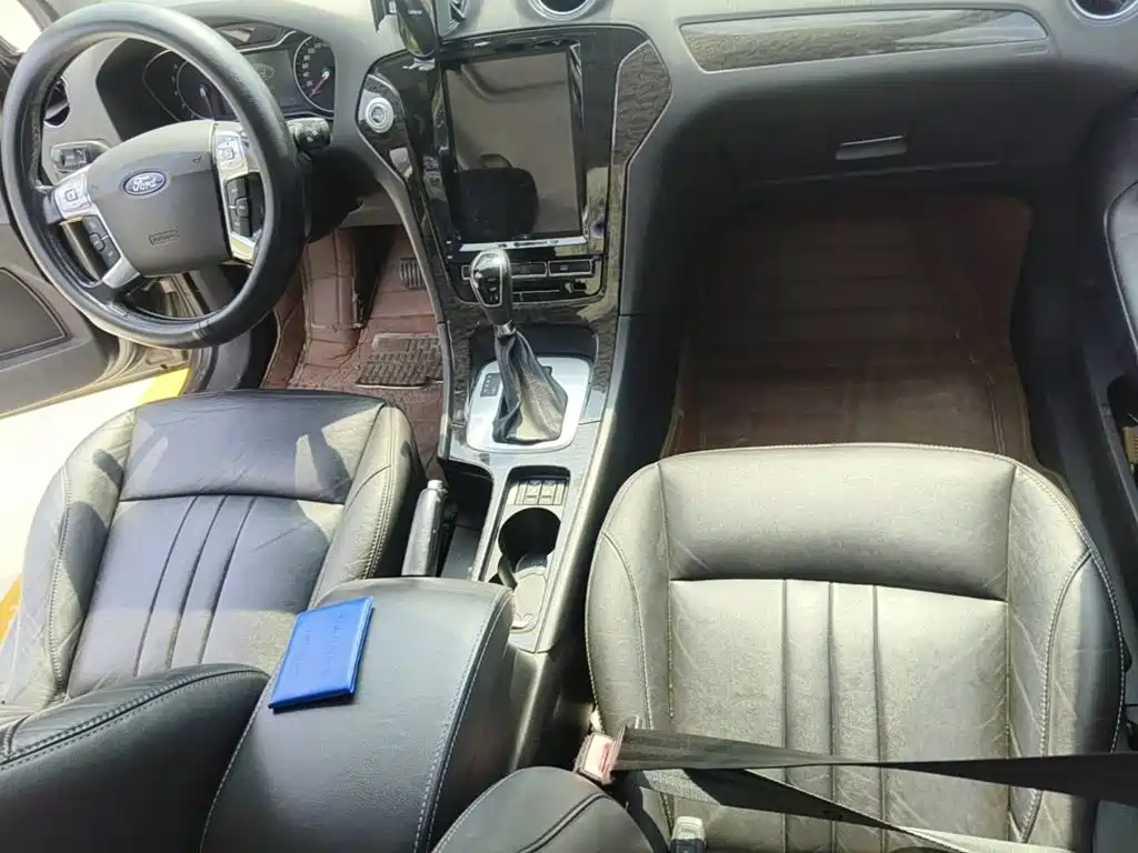 Ford Mondeo Zhisheng 2012 2011 2.0L GTDi200 Luxury