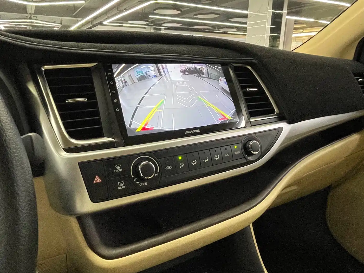 Toyota Highlander 2018 2.0T 4WD Elite 7-seater China VI фото 20