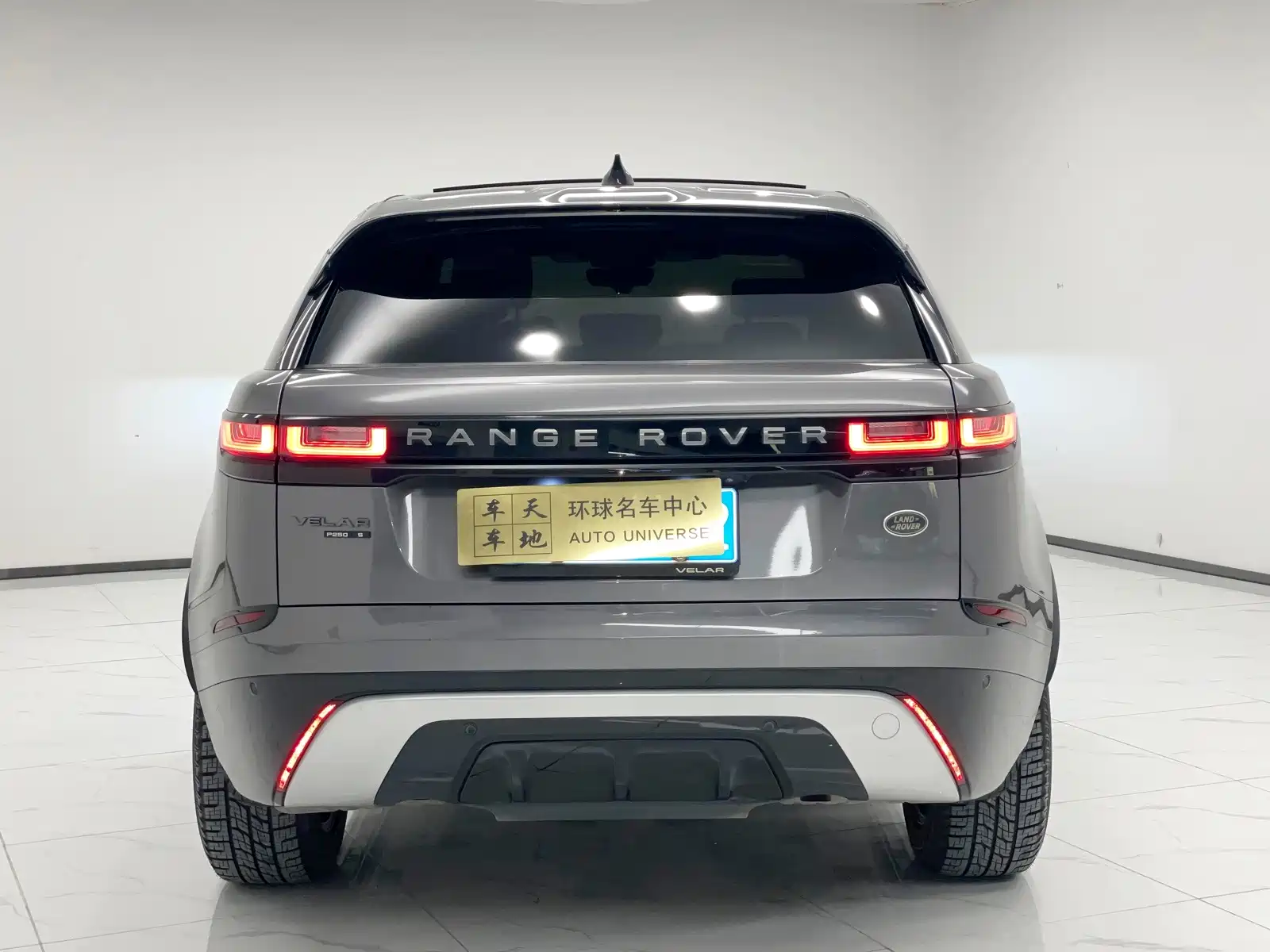 Фото 5 - Land Rover Range Rover Velar