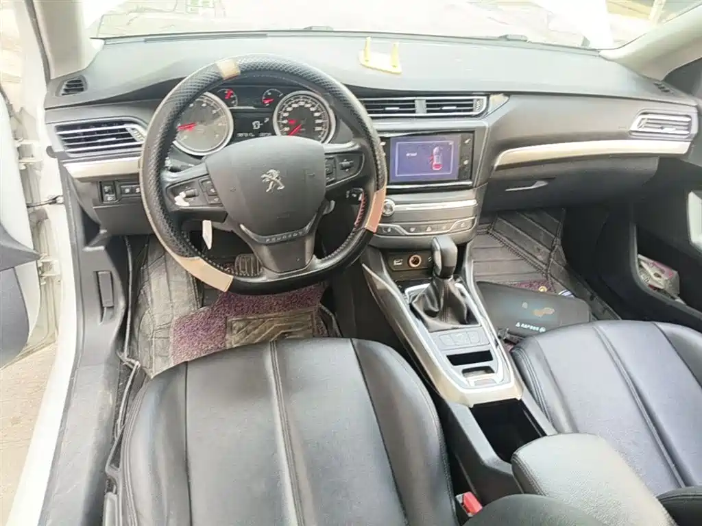 Peugeot 408 2016 1.6T Automatic Luxury Edition фото 10
