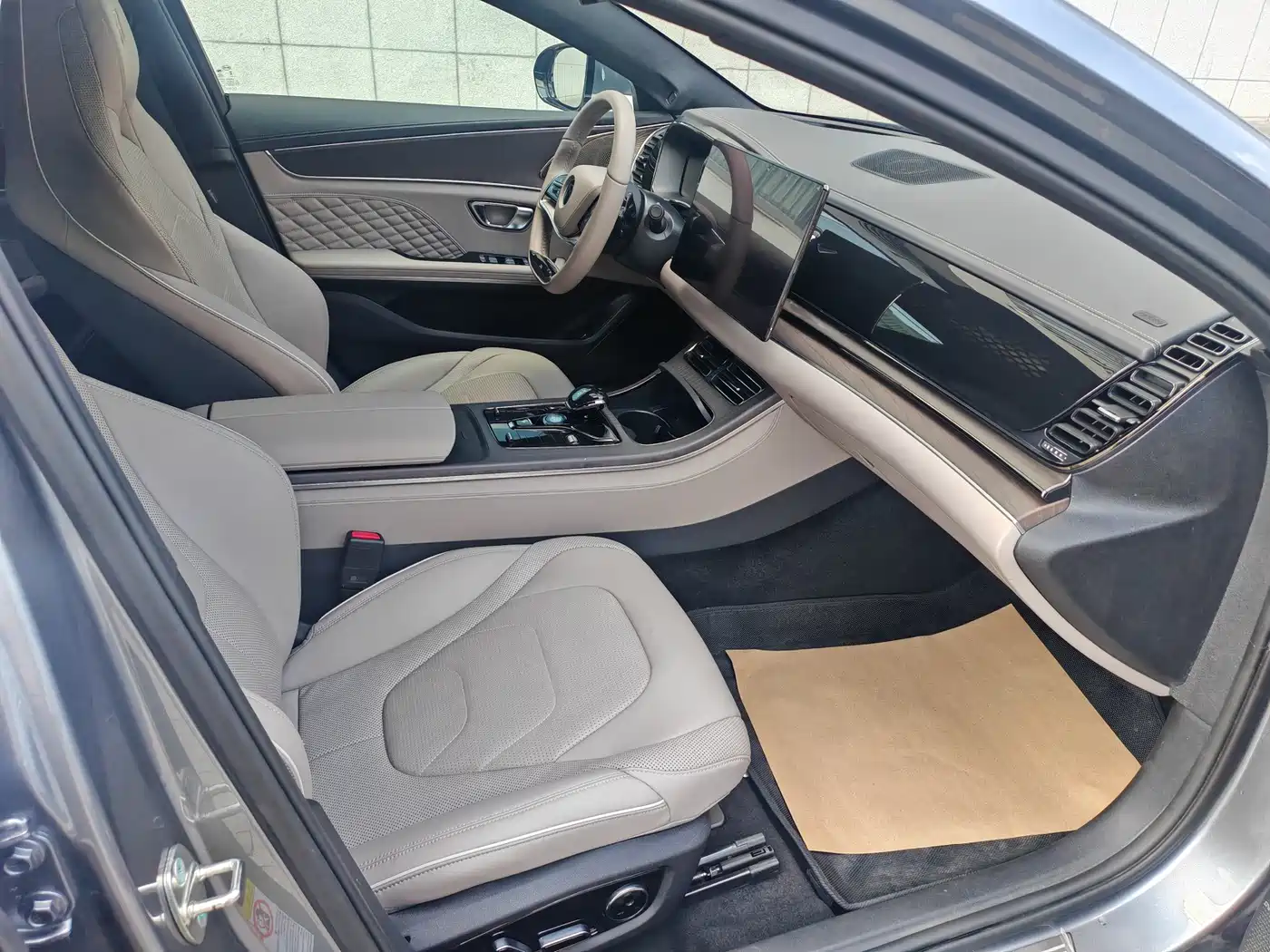 BYD Han 2024 EV Glory Edition 610KM AWD Celestial Eye Smart Driving фото 37