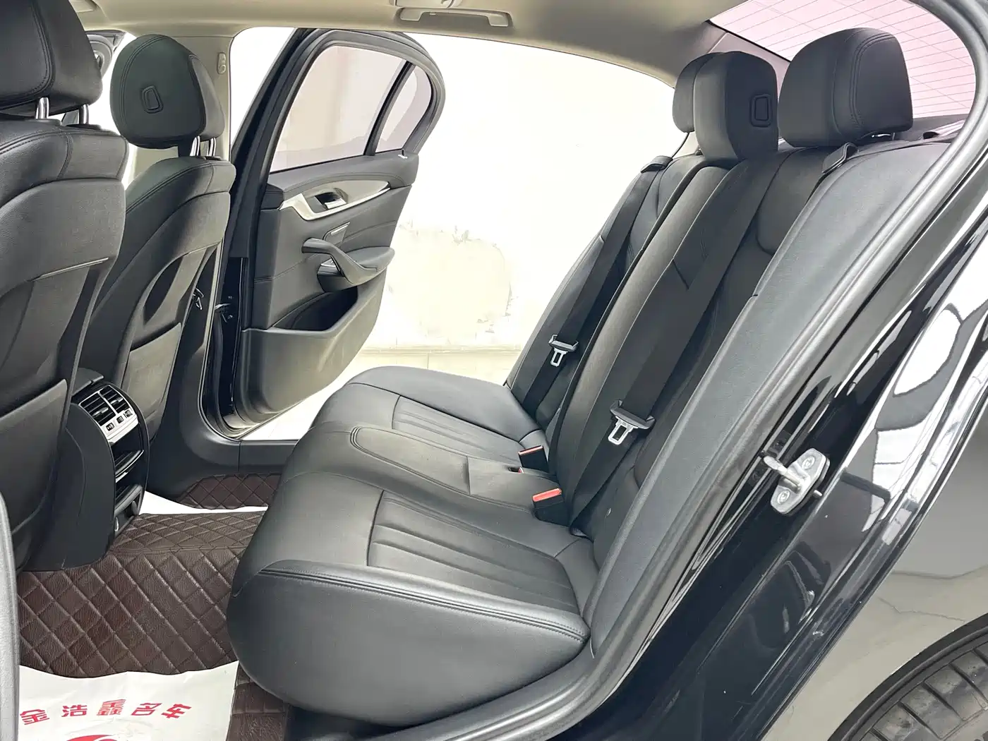 BMW 5 Series 2018 525Li Luxury Package фото 9