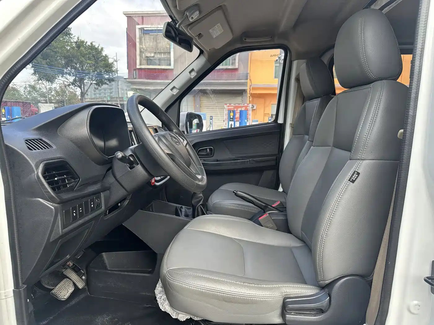 CHANGAN CHANGAN RUIXING EM80