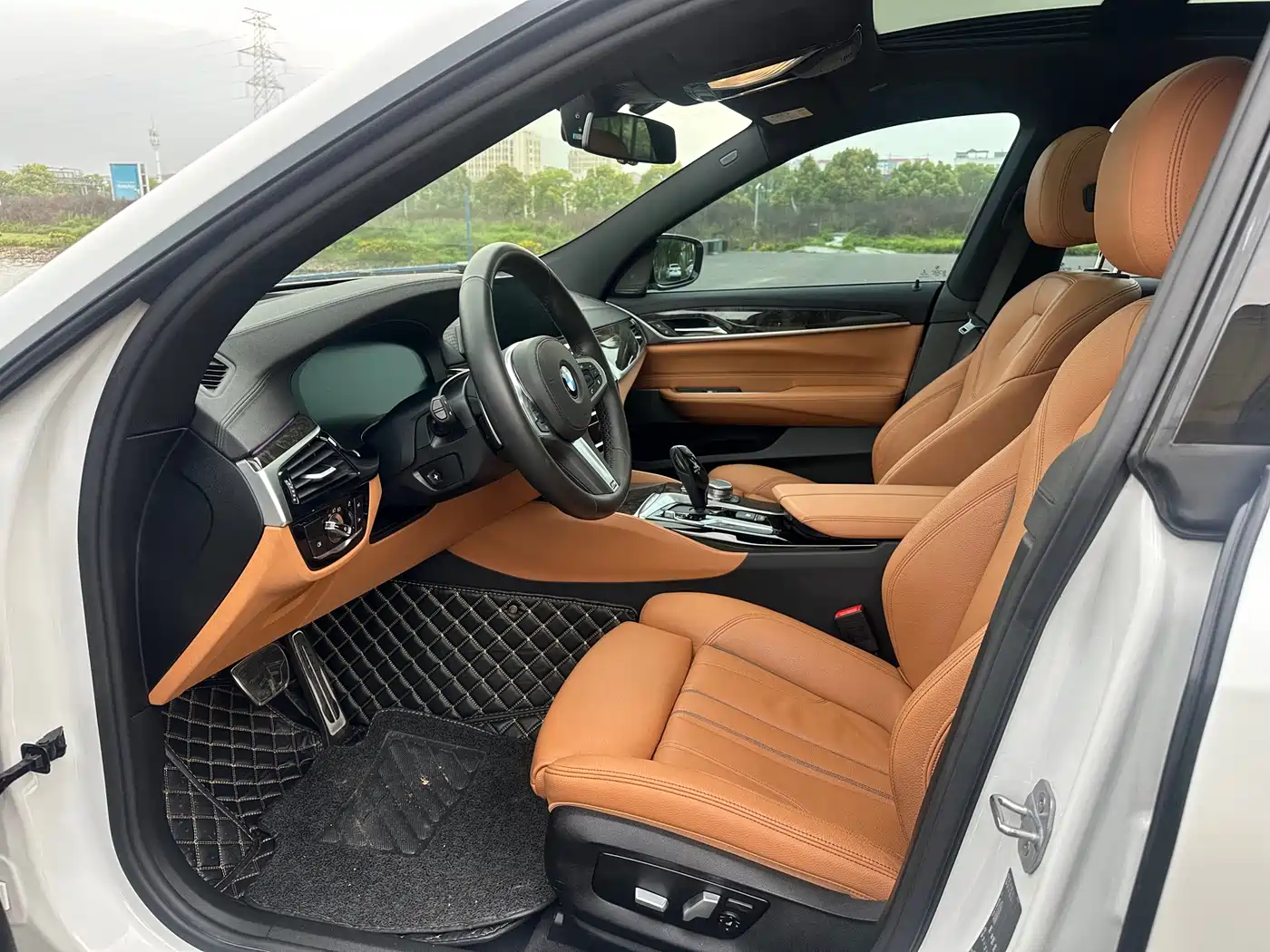 BMW 6 Series GT 2019 630i M Sport Package фото 5