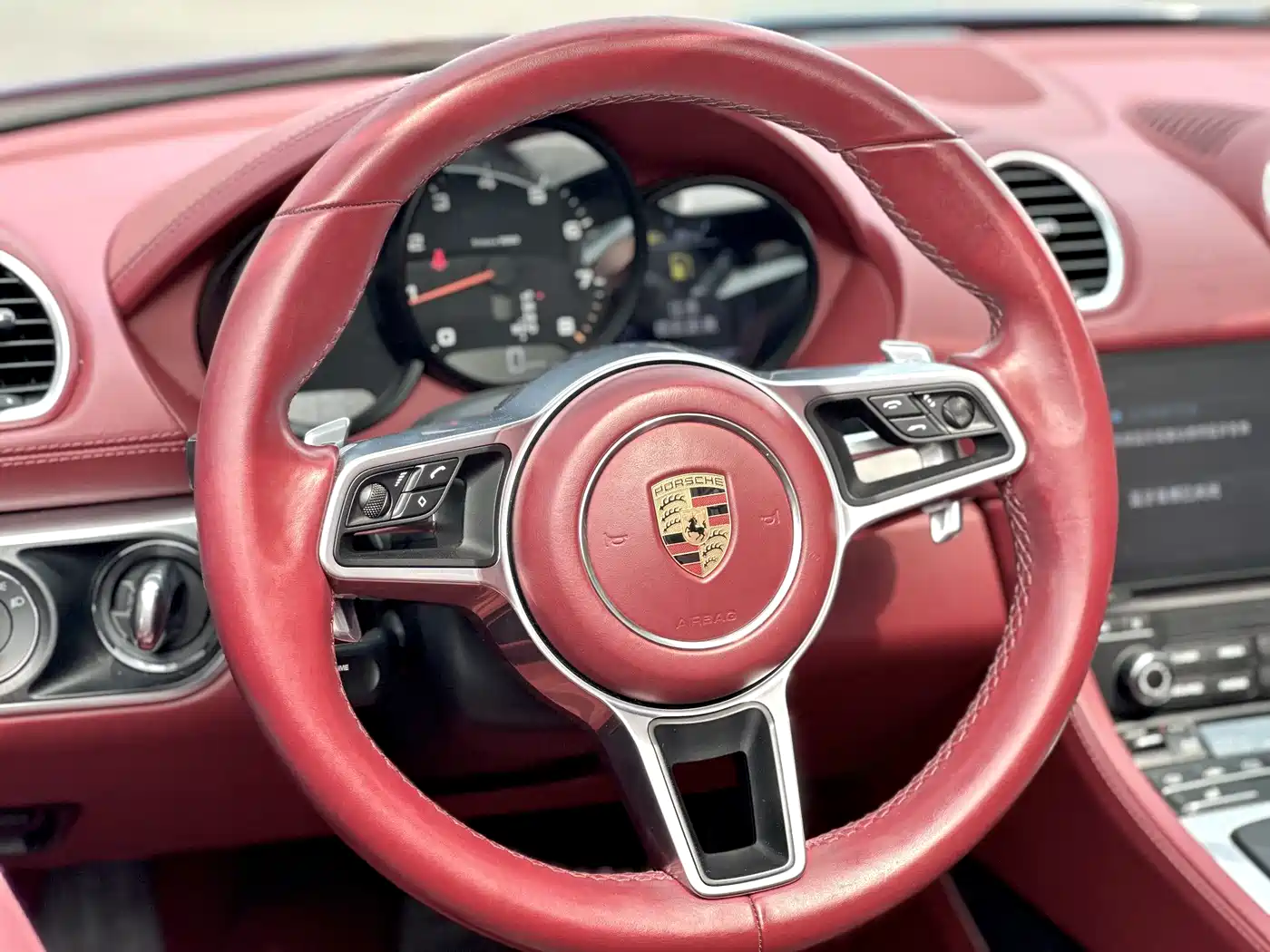 Porsche 718 2018 Boxster 2.0T фото 7