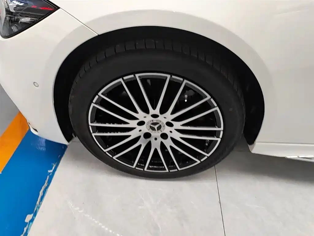 Mercedes-Benz C-Class 2025 C 260 L Sport Edition фото 23