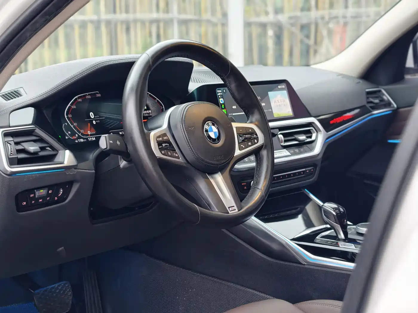 BMW 3 Series 2022 320Li M Sport Package фото 9