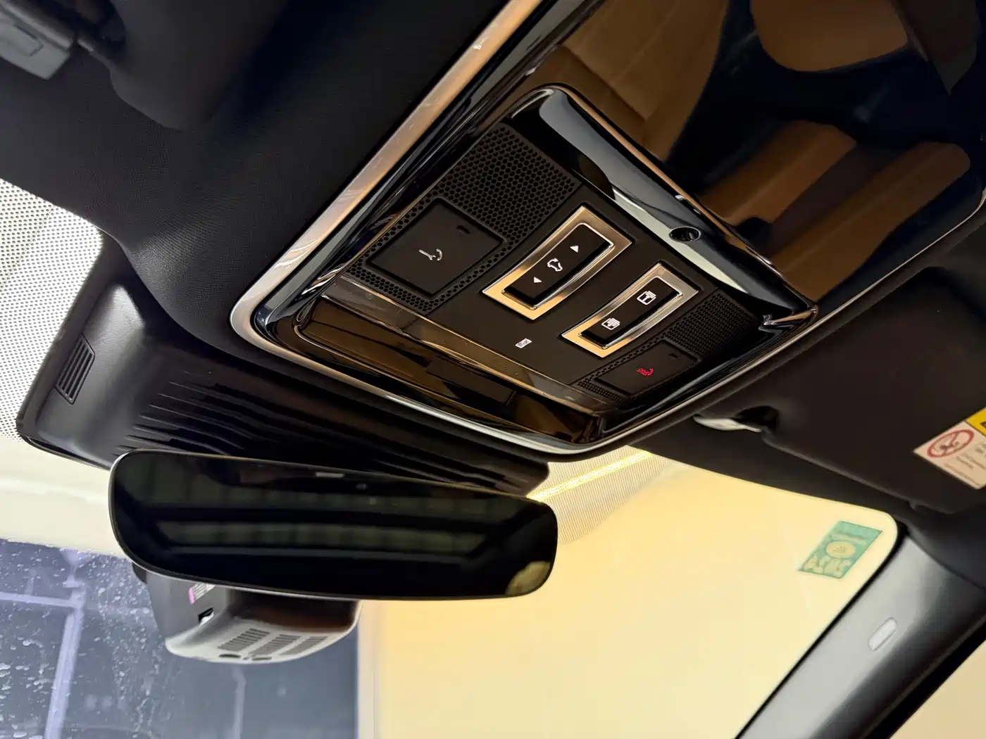 Land Rover Range Rover Velar 2022 2023 250PS Gloss Black Collector's Edition