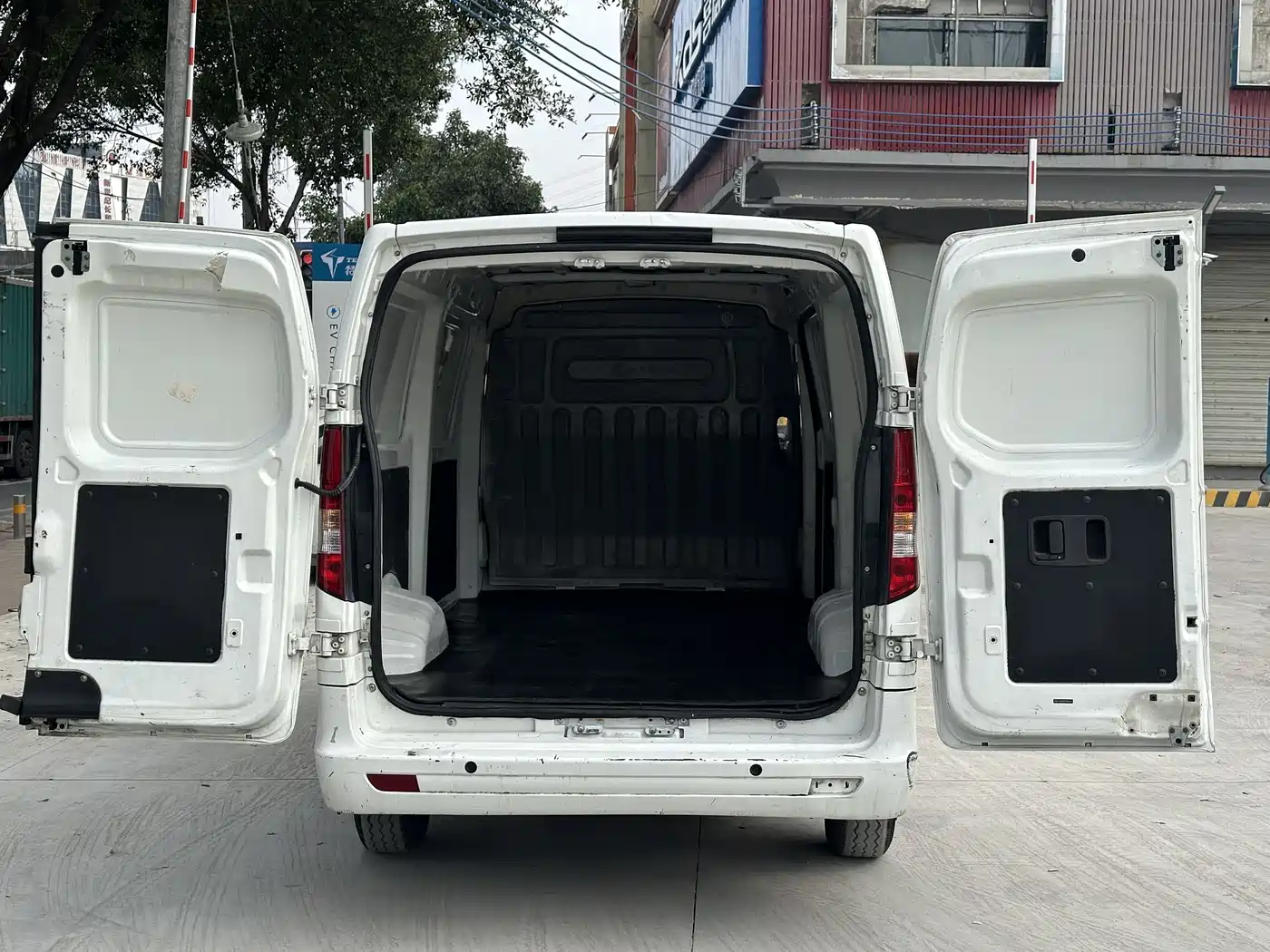 CHANGAN CHANGAN RUIXING EM80