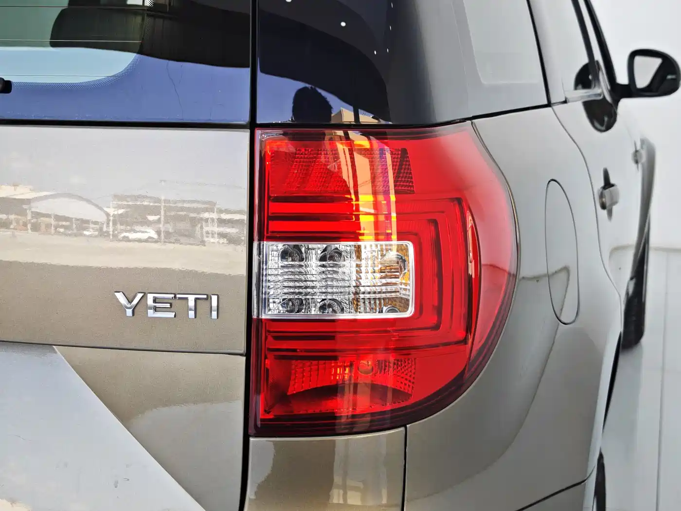 Škoda Yeti 2017 TSI280 DSG Advance фото 22