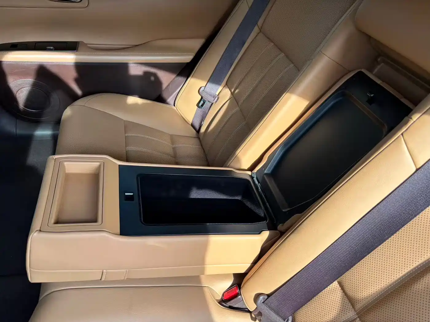 Lexus ES 2015 200 Elite Edition фото 13