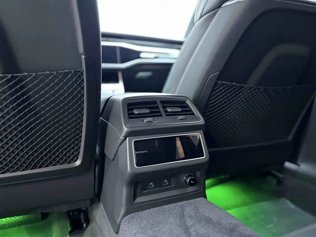 Audi A6L 2024 45 TFSI quattro Premium Dynamic фото 24