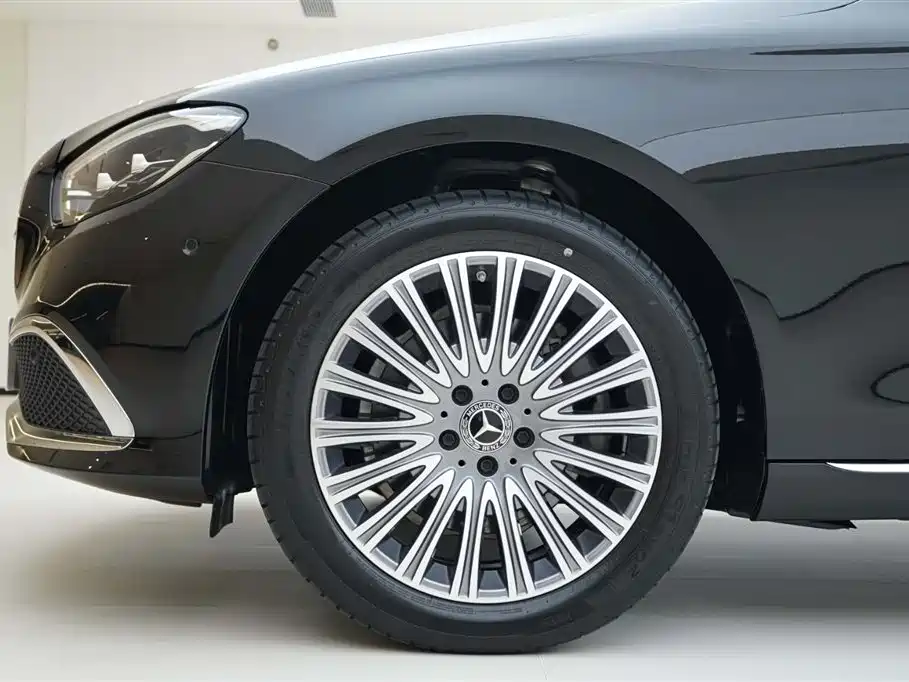 Mercedes-Benz E-Class 2023 Facelift E 300 L Fashion фото 14
