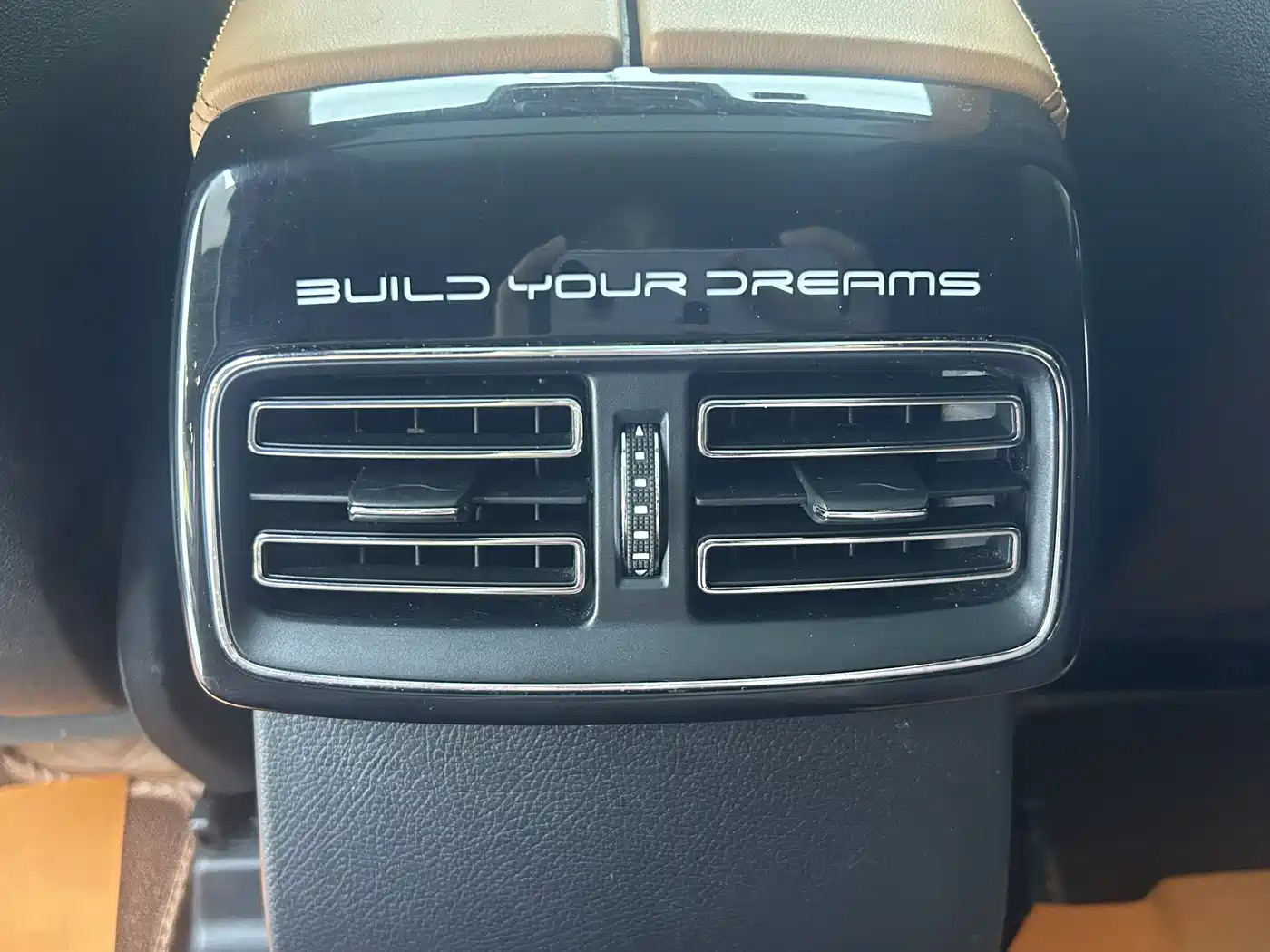 BYD Tang New Energy 2023 Model DM-i Champion Edition 112KM Premium фото 20