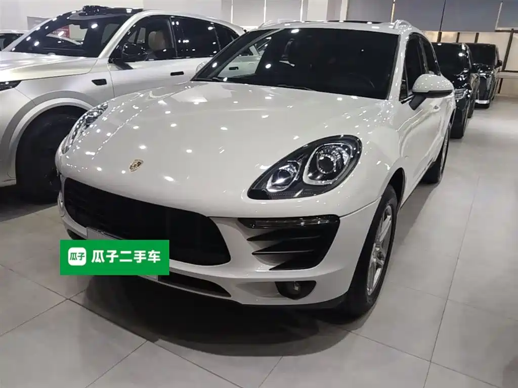 Porsche Macan 2017 Macan 2.0T фото 2