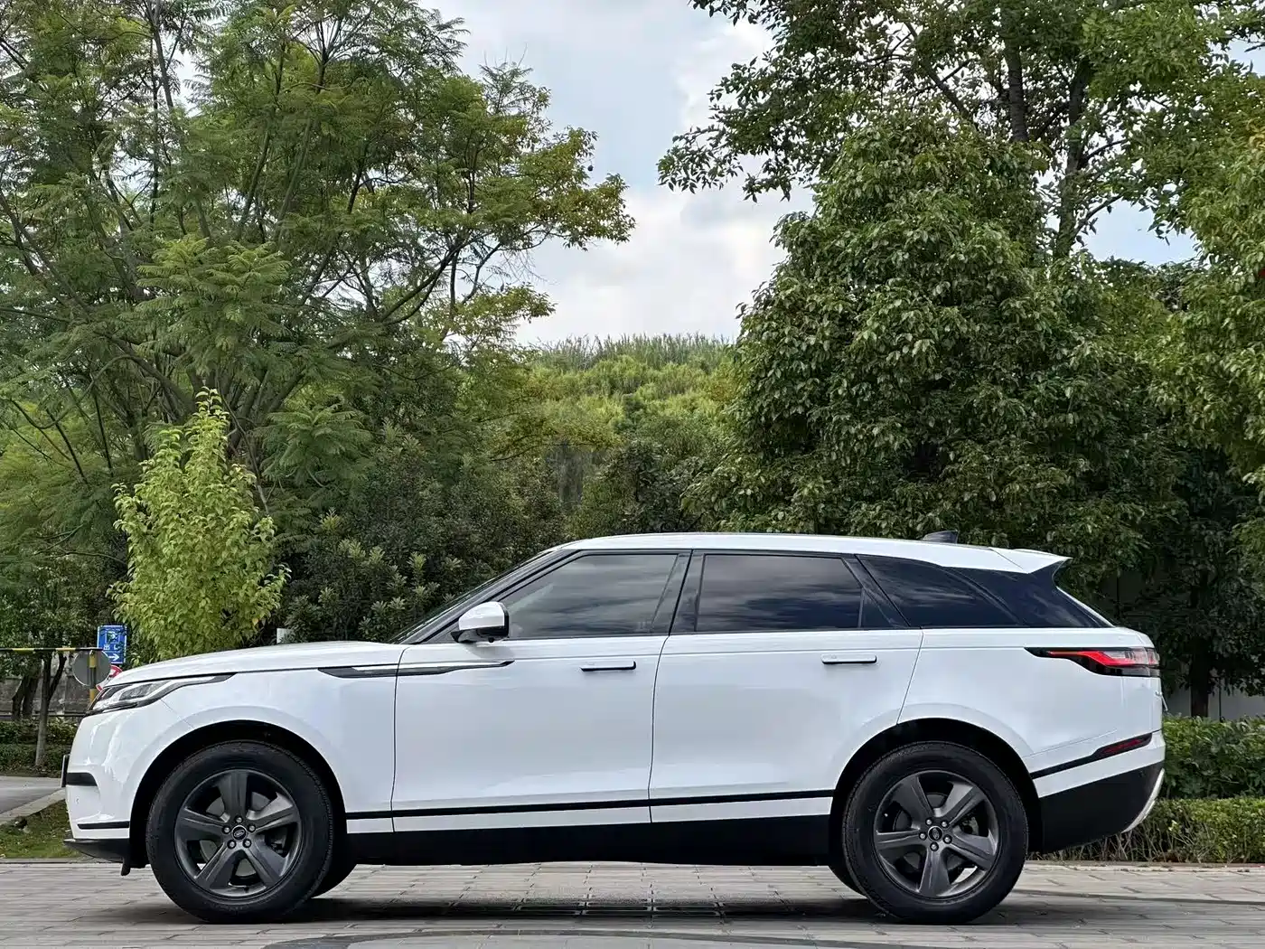 Land Rover Range Rover Velar 2023 2023 250PS