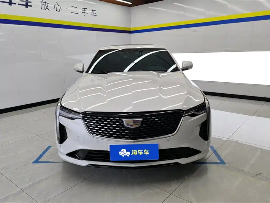 Cadillac CT4 2024 2023 25T Luxury Model