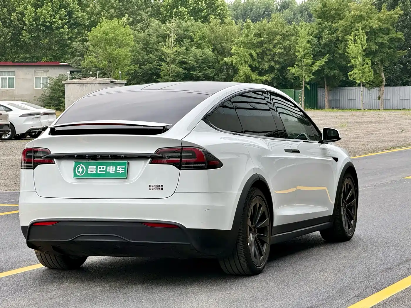 Photo 10 - Tesla Model X