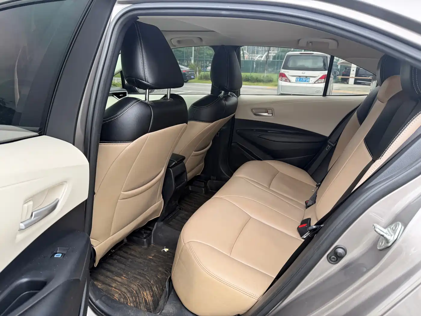 Toyota Corolla 2019 1.2T S-CVT GL-i Elite Edition фото 5